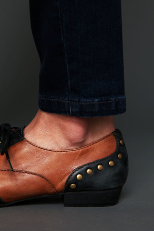 Black / Tan