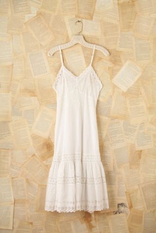 Free People Vintage Eyelet Cotton Maxi Dress in Vintage-Dresses