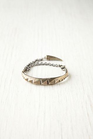 Ridged Chain Cuff
