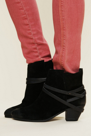 Nikita Ankle Boot