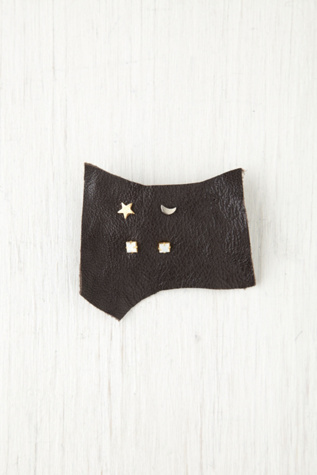 Novelty Stud Set