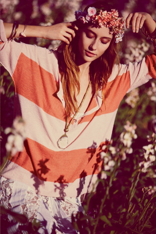 Peach / Coral