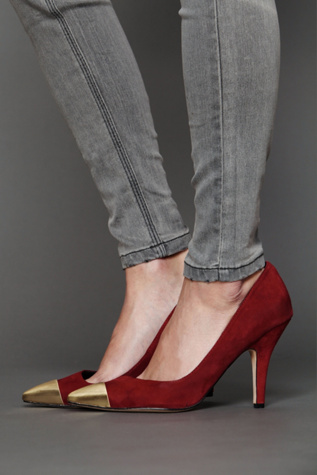 Dolce Vita Selena Metal Toe Heel in platform-heels
