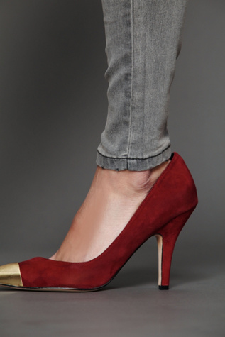 Selena Metal Toe Heel
