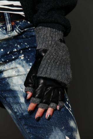 Black / Grey