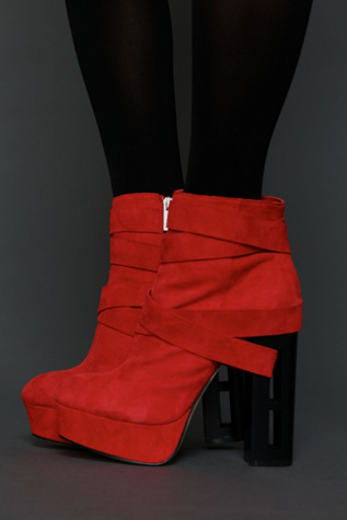 Jyll Platform Wrapped Heel