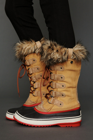 Joan of Arctic Boot