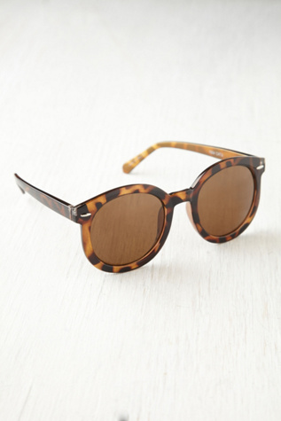 Large Plastic Round Sunnies