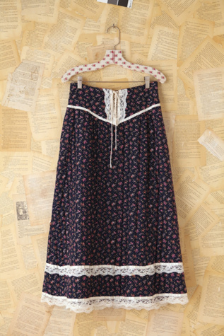 Free People Vintage Gunne Sax Quilted Floral Skirt in vintage-skirts