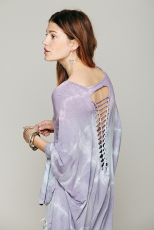 Axel Caplet Boxy Long Sleeve Tee