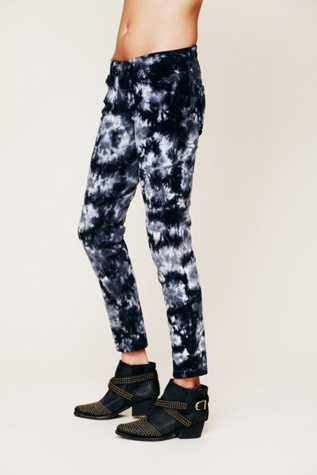 Black Tie Dye