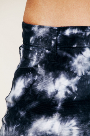Black Tie Dye
