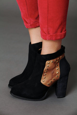 Black/Tan