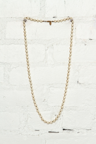 Vintage Miriam Haskell Pearl Necklace in vintage-loves-accessories