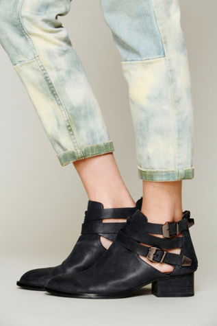 Black Distressed
