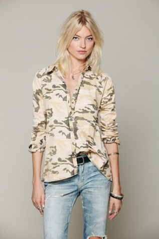 Artisan De Luxe Camo Buttondown Hi Low Top in tops