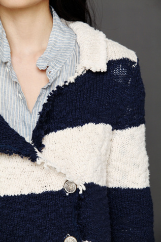 Navy/Cream