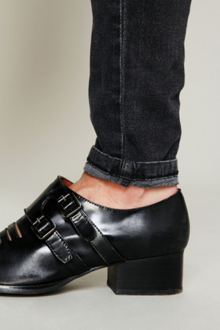 Black Distressed