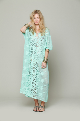 Miguela Rachel Scallop Lace Poncho in crochet-dresses