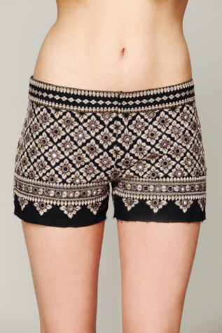 Black / Taupe