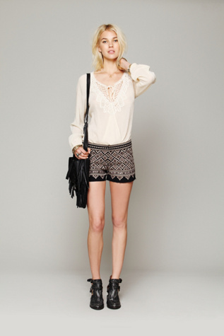 Black / Taupe