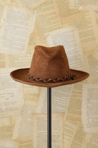 Free People Vintage Rugged Suede Fedora in Vintage-Accessories