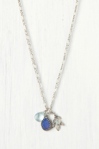 Tear Drop Leaf Necklace