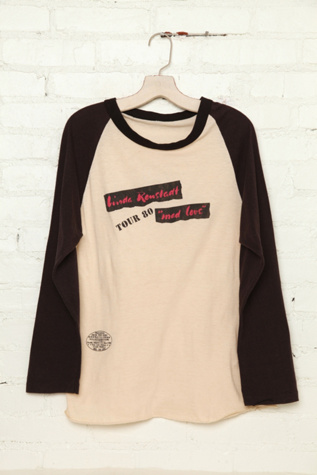 Vintage Linda Ronstadt Tee in Vintage-Loves-vintage-tees