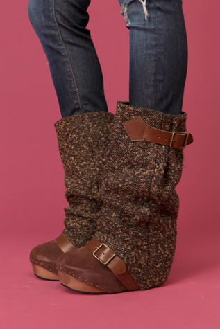 Lewis Slouch Clog